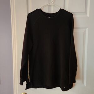 Varley size L black sweatshirt